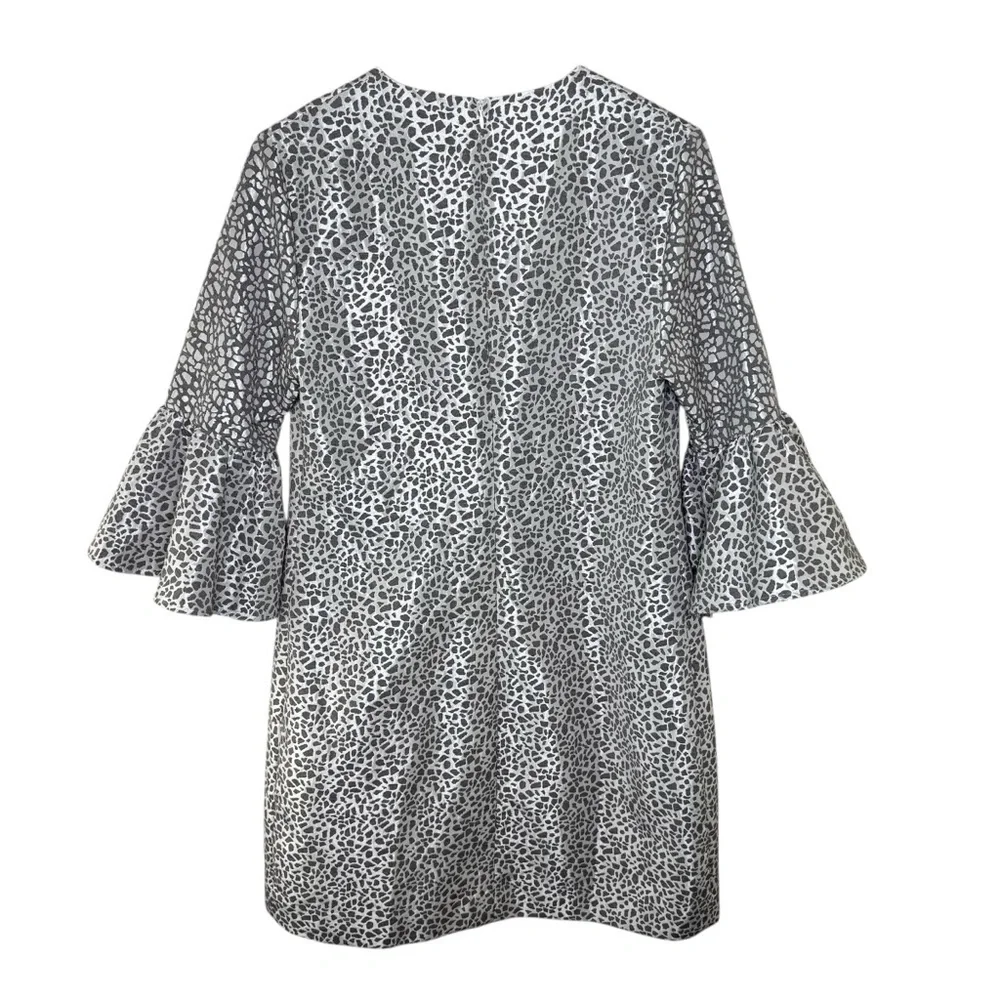 Abbey Glass Gray Pebble Wren Dress Size Large 3/4 Bell Sleeve